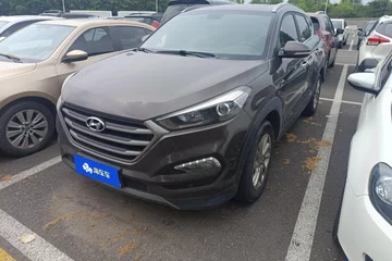 2015款 1.6T 双离合 两驱 智能版