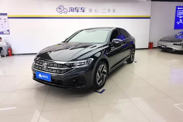 2023款 300TSI 双离合超越版