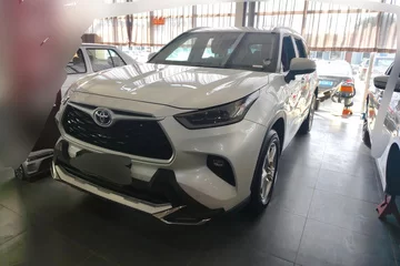 2023款 双擎 2.5L 四驱精英PLUS版 7座