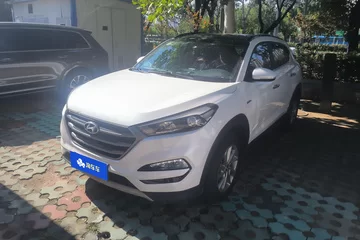 2015款 1.6T 双离合 两驱 智能版
